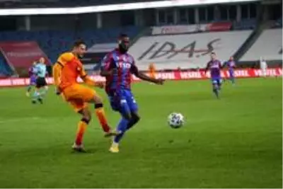 Galatasaray, Trabzonspor'u 2-0 mağlup etti Galatasaray, Trabzonspor'u 2-0 mağlup etti
