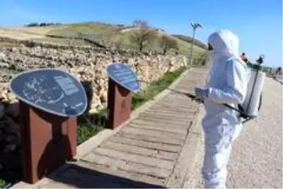 Son Dakika | (ŞANLIURFA)Tarihin sıfır noktasında dezenfeksiyon Son Dakika | (ŞANLIURFA)Tarihin sıfır noktasında dezenfeksiyon