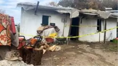 Yangında mahsur kalan 2 yaşındaki çocuk hastanede hayatını kaybetti Yangında mahsur kalan 2 yaşındaki çocuk hastanede hayatını kaybetti