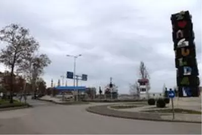 Zonguldak'ta cadde ve sokaklar boş kaldı Zonguldak'ta cadde ve sokaklar boş kaldı