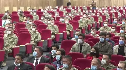 Akar: 'Katil Hafter ve destekçileri bilmelidirler ki, Türk unsurlarına herhangi bir saldırı girişiminde her yerde meşru hedef olarak görüleceklerdir' Akar: 'Katil Hafter ve destekçileri bilmelidirler ki, Türk unsurlarına herhangi bir saldırı girişiminde her yerde meşru hedef olarak görüleceklerdir'