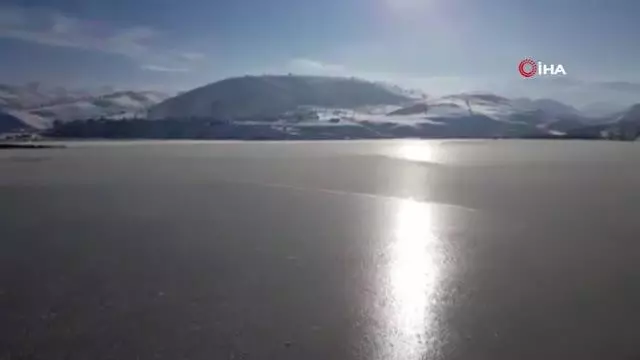 Aşkale buz kesti...Karasu Nehri ve HES Baraj Göleti dondu