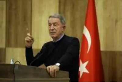 Son Dakika | Bakan Akar: 'Türk unsurlarına yapılacak herhangi bir saldırı girişiminde katil Hafter unsurları her yerde meşru hedef olarak görülecektir' Son Dakika | Bakan Akar: 'Türk unsurlarına yapılacak herhangi bir saldırı girişiminde katil Hafter unsurları her yerde meşru hedef olarak görülecektir'