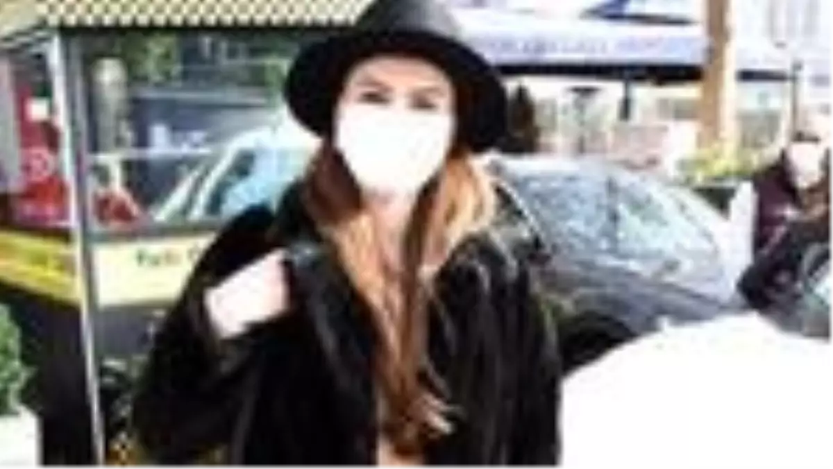 Burcu Özberk: Biri olsa saklamam