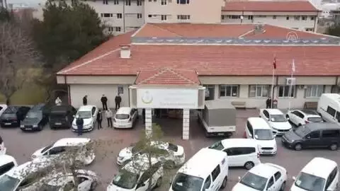 Kayseri Büyükşehir Belediyesinden sağlık çalışanlarına araç ve personel desteği Kayseri Büyükşehir Belediyesinden sağlık çalışanlarına araç ve personel desteği