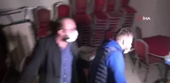 Kısıtlamada oyun salonunu kıraathaneye çevirenlere polis baskını