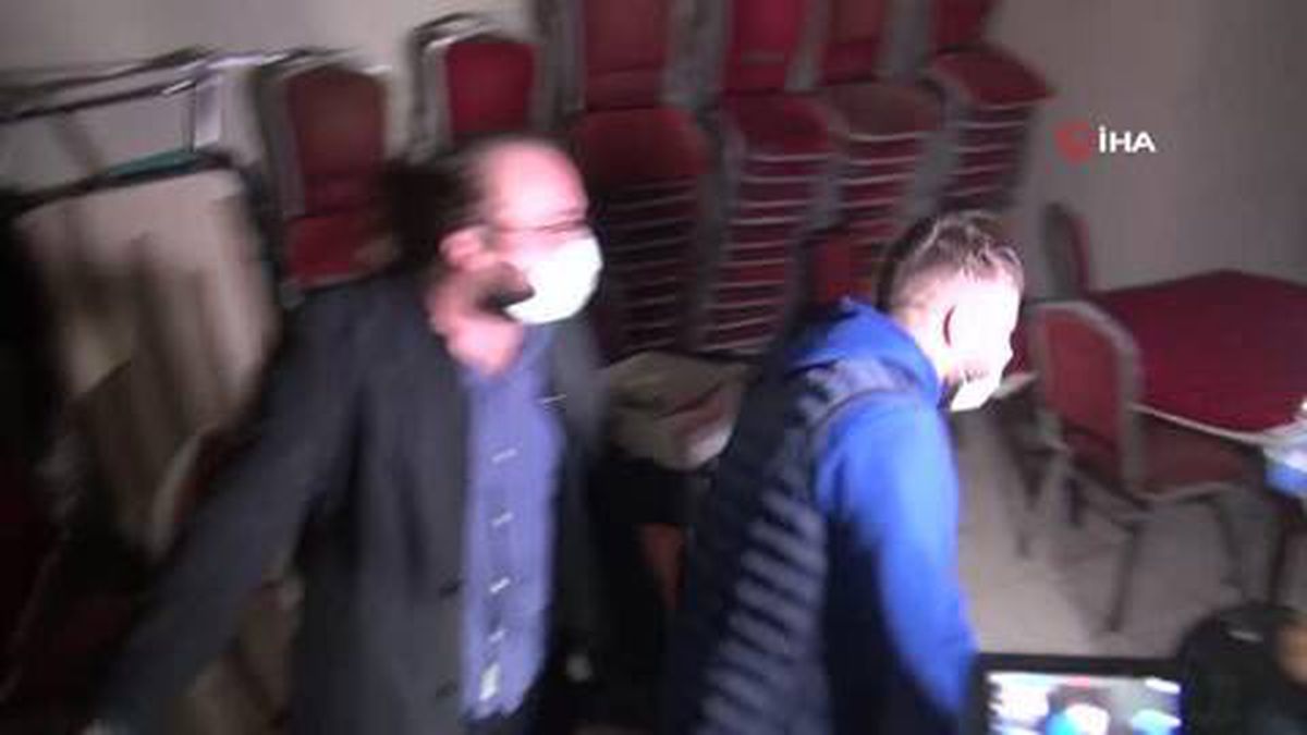 Kısıtlamada oyun salonunu kıraathaneye çevirenlere polis baskını