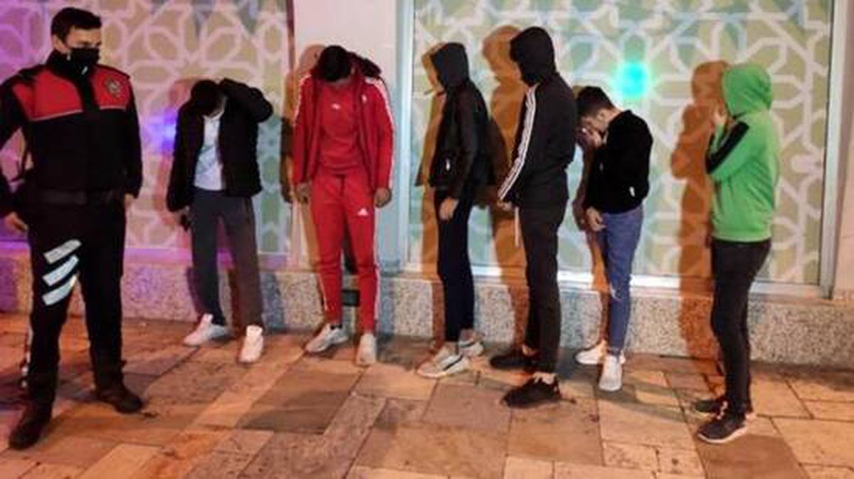 Kısıtlamada taksiyle gezmeye çıkan 6 gencin bahanesi pes dedirtti: Canımız sıkıldı, çıktık
