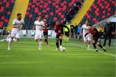 Süper Lig: Gaziantep FK: 3 Aytemiz Alanyaspor: 1 (Maç sonucu) Süper Lig: Gaziantep FK: 3 Aytemiz Alanyaspor: 1 (Maç sonucu)