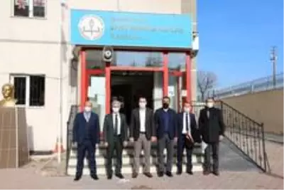 Talas'ta kışlık ayakkabılar sahiplerine teslim edildi Talas'ta kışlık ayakkabılar sahiplerine teslim edildi