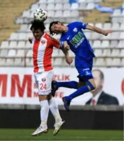 TFF 1. Lig: Adanaspor: 1 Bandırmaspor: 2
