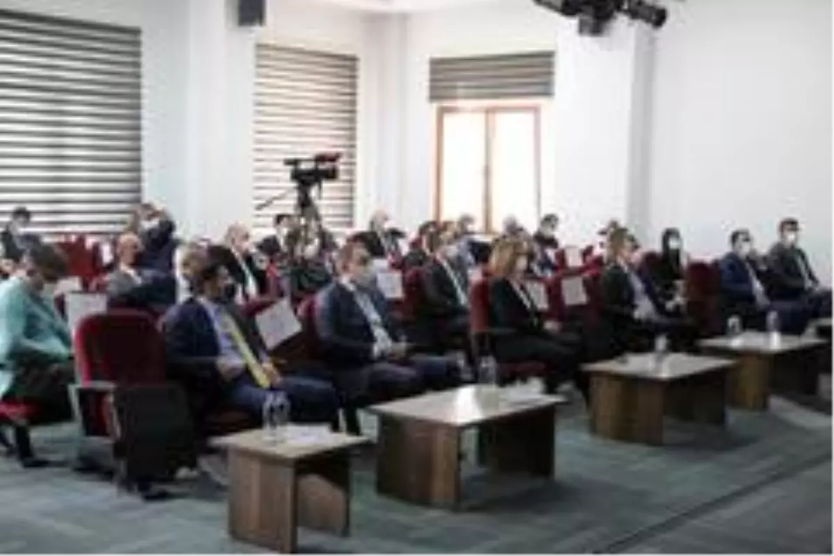 AK Parti milletvekili Menekşe: '60 milyonda yapılan doğal yapıyı 60 yılda yok edeceğiz'