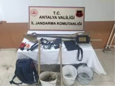 Antalya'da kaçak kazıya suçüstü Antalya'da kaçak kazıya suçüstü
