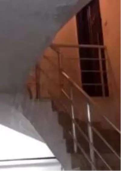 Antalya'da sağanak hayatı olumsuz etkiledi