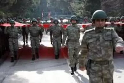 - Atatürk'ün Ankara'ya gelişinin 101'inci yıl dönümünde geleneksel 'Garnizon Koşusu' yapıldı - Atatürk'ün Ankara'ya gelişinin 101'inci yıl dönümünde geleneksel 'Garnizon Koşusu' yapıldı