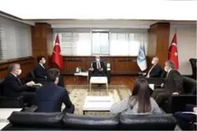 Başkan Büyükkılıç'tan gilaburu ve hayvancılık hamlesi Başkan Büyükkılıç'tan gilaburu ve hayvancılık hamlesi