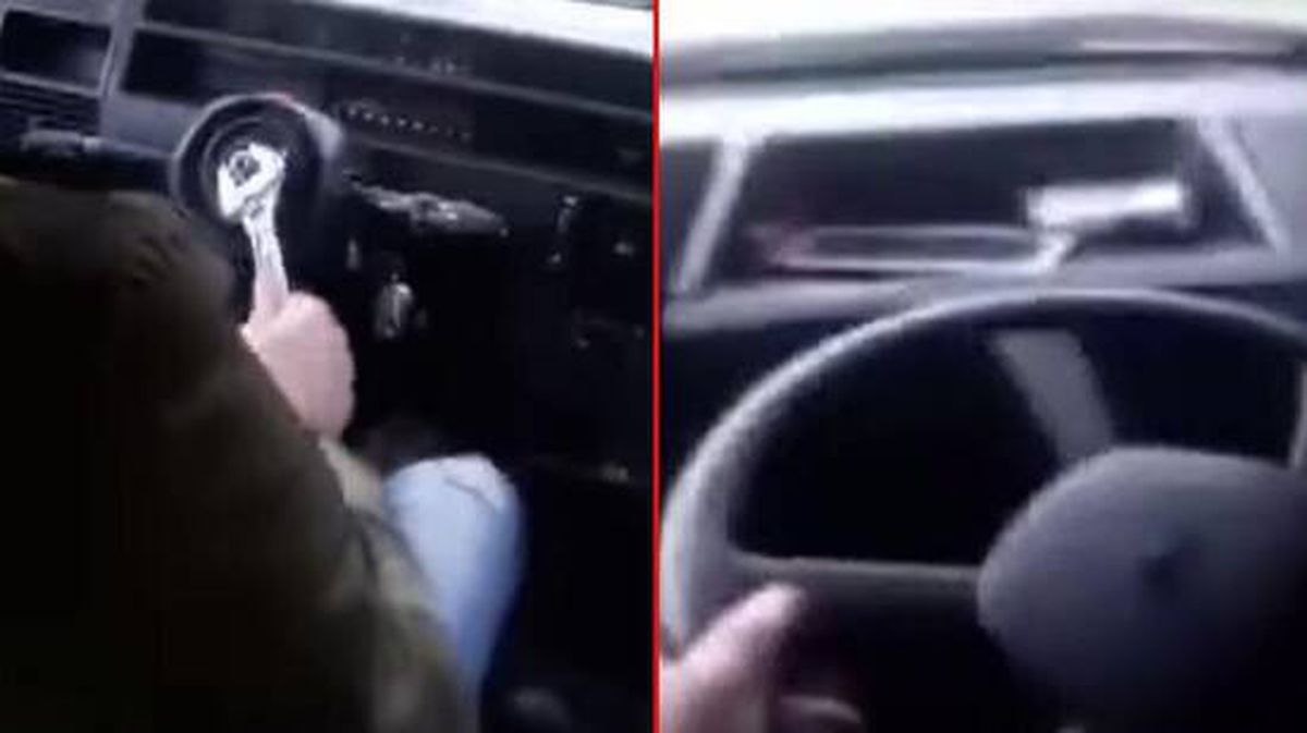 Direksiyonu söküp yan koltuktaki arkadaşına verdi! Kurbağacık anahtarıyla aracı kullandı