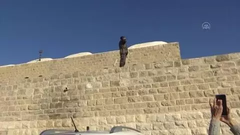Filistinlilerden Batı Şeria'daki Nebi Musa Makamı Külliyesi'nde eğlence düzenlenmesine tepki Filistinlilerden Batı Şeria'daki Nebi Musa Makamı Külliyesi'nde eğlence düzenlenmesine tepki