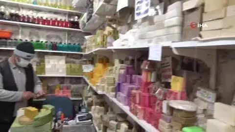 Mardin'de kış aylarında en çok badem sabunu tercih ediliyor Mardin'de kış aylarında en çok badem sabunu tercih ediliyor