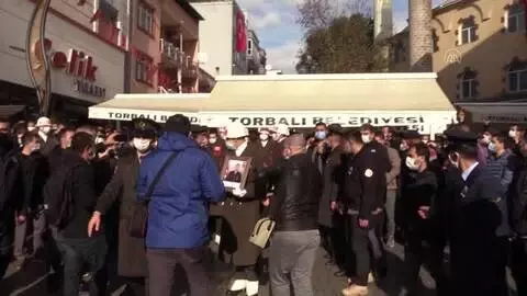 Son dakika haber: Şehit Uzman Çavuş Özbent son yolculuğuna uğurlandı Son dakika haber: Şehit Uzman Çavuş Özbent son yolculuğuna uğurlandı