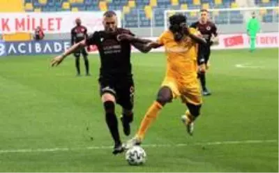Gençlerbirliği: 1 - Kayserispor: 1 (İlk yarı) Gençlerbirliği: 1 - Kayserispor: 1 (İlk yarı)