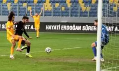 Gençlerbirliği: 1 - Kayserispor: 1 (İlk yarı) Gençlerbirliği: 1 - Kayserispor: 1 (İlk yarı)