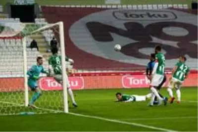 Süper Lig: Konyaspor: 1 - Çaykur Rizespor: 1 (Maç sonucu) Süper Lig: Konyaspor: 1 - Çaykur Rizespor: 1 (Maç sonucu)