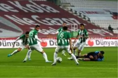 Süper Lig: Konyaspor: 1 - Çaykur Rizespor: 1 (Maç sonucu) Süper Lig: Konyaspor: 1 - Çaykur Rizespor: 1 (Maç sonucu)