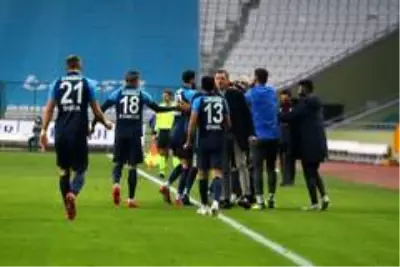 Süper Lig: Konyaspor: 1 - Çaykur Rizespor: 1 (Maç sonucu) Süper Lig: Konyaspor: 1 - Çaykur Rizespor: 1 (Maç sonucu)