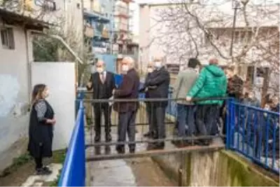 Başkan Soyer'den İzmir sokaklarında inceleme Başkan Soyer'den İzmir sokaklarında inceleme