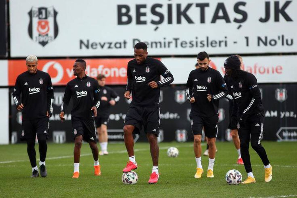 Beşiktaş'a formda isimden kötü haber! Tedavisine başlandı