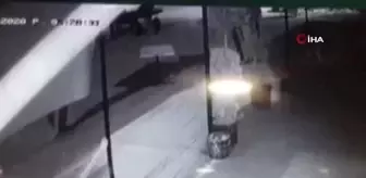 Büfenin malzemelerini böyle çaldılar