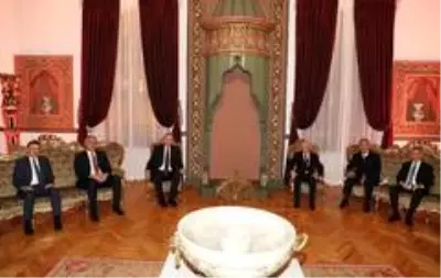 Son dakika haberleri: Cumhurbaşkanı Erdoğan: 'Son 18 yılda 4 bin 440 eseri yeniden ait olduğu topraklara kavuşturduk' Son dakika haberleri: Cumhurbaşkanı Erdoğan: 'Son 18 yılda 4 bin 440 eseri yeniden ait olduğu topraklara kavuşturduk'