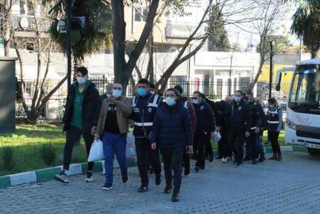 Dolandırıcı çetesinin lideri iş insanlarına seslendi: Kimseye inanıp para göndermeyin, bizim de başımızı yakıyorsunuz
