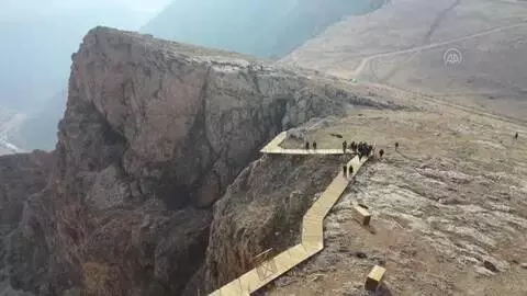 Son dakika haberleri! Divriği'ye 'seyir terası' kazandırılıyor Son dakika haberleri! Divriği'ye 'seyir terası' kazandırılıyor