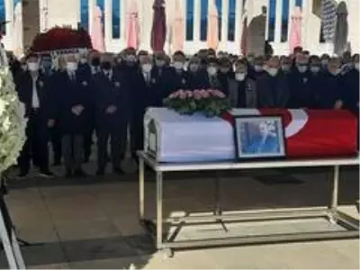 Son dakika haberleri... Eski ODTÜ Rektörü Ahmet Acar, son yolculuğuna uğurlandı