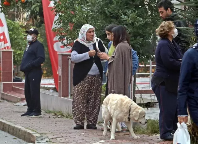 Ailesine sinirlenen madde bağımlısı adam, evini ateşe verdi Ailesine sinirlenen madde bağımlısı adam, evini ateşe verdi
