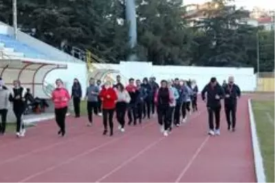 Isparta'da gençler özel yetenek sınavlarına ücretsiz kursla hazırlanıyor Isparta'da gençler özel yetenek sınavlarına ücretsiz kursla hazırlanıyor