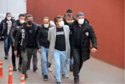 Kayseri polisinden uyuşturucu operasyonu: 6 gözaltı Kayseri polisinden uyuşturucu operasyonu: 6 gözaltı