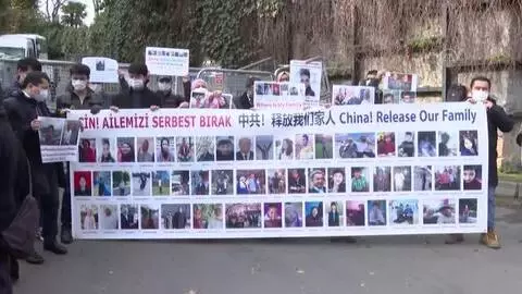 Uygur Türkleri'nden Çin'in İstanbul Başkonsolosluğu önünde eylem Uygur Türkleri'nden Çin'in İstanbul Başkonsolosluğu önünde eylem