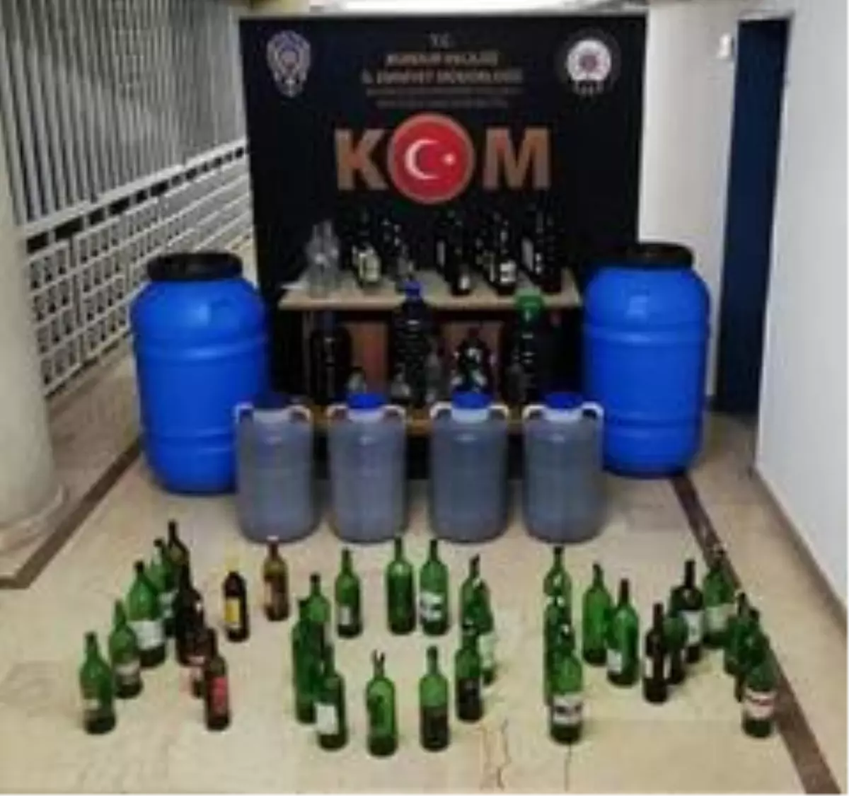 Burdur'da 380 litre kaçak içki ele geçirildi