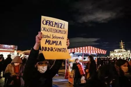 Kadıköy'de kadın cinayetleri protestosu