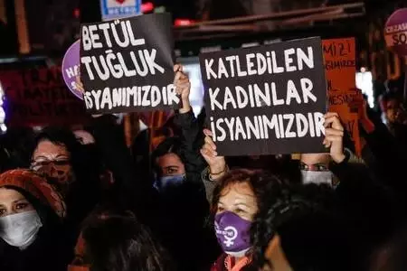 Kadıköy'de kadın cinayetleri protestosu