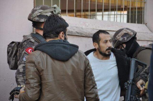 Kan donduran anne cinayetinde şoke eden detay! Şizofreni hastası oğlu, olaydan 15 gün önce kullandığı ilaçları kesmiş