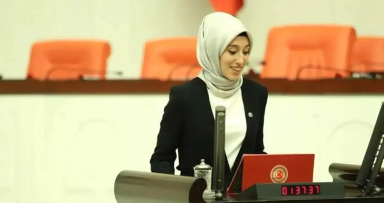 Rümeysa Kadak kimdir? Milletvekili Rümeysa Kadak kaç yaşında, nereli? Rümeysa Kadak hayatı ve biyografisi