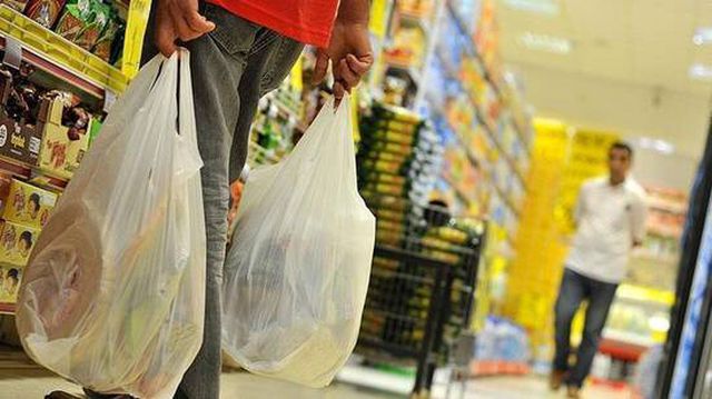 Ayçiçek yağındaki fiyat yükselişi durdurulamıyor: Yüzde 60 zamlandı Ayçiçek yağındaki fiyat yükselişi durdurulamıyor: Yüzde 60 zamlandı