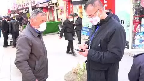 Son dakika haber: KIRIKKALE - Yılbaşı kısıtlaması öncesi cadde ve sokaklarda yoğunluk yaşanıyor