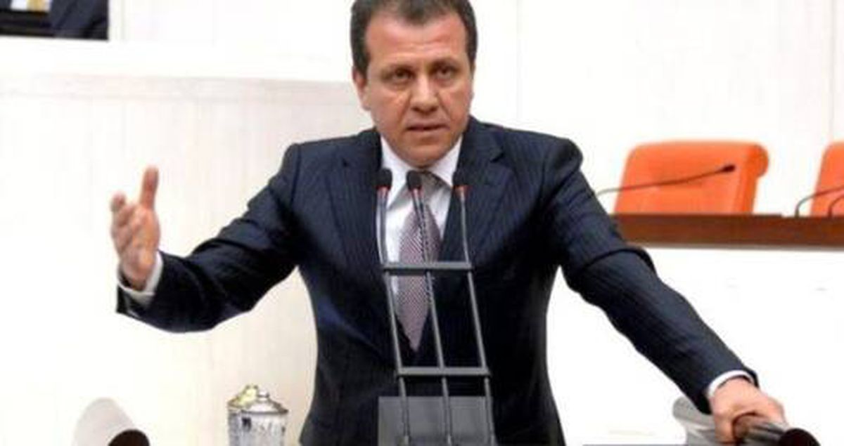 Vahap Seçer kimdir? Kaç yaşındadır? Aslen nerelidir? Ne iş yapmaktadır? Vahap Seçer hayatı ve biyografisi nedir?