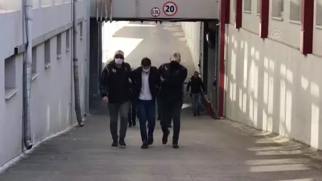 Son dakika haberi! Adana merkezli YPG/PKK operasyonunda yakalanan 3 şüpheli tutuklandı Son dakika haberi! Adana merkezli YPG/PKK operasyonunda yakalanan 3 şüpheli tutuklandı
