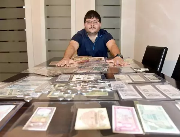 Antikacıda gördü, 13 yılda 380 parçalık eski para biriktirdi Antikacıda gördü, 13 yılda 380 parçalık eski para biriktirdi
